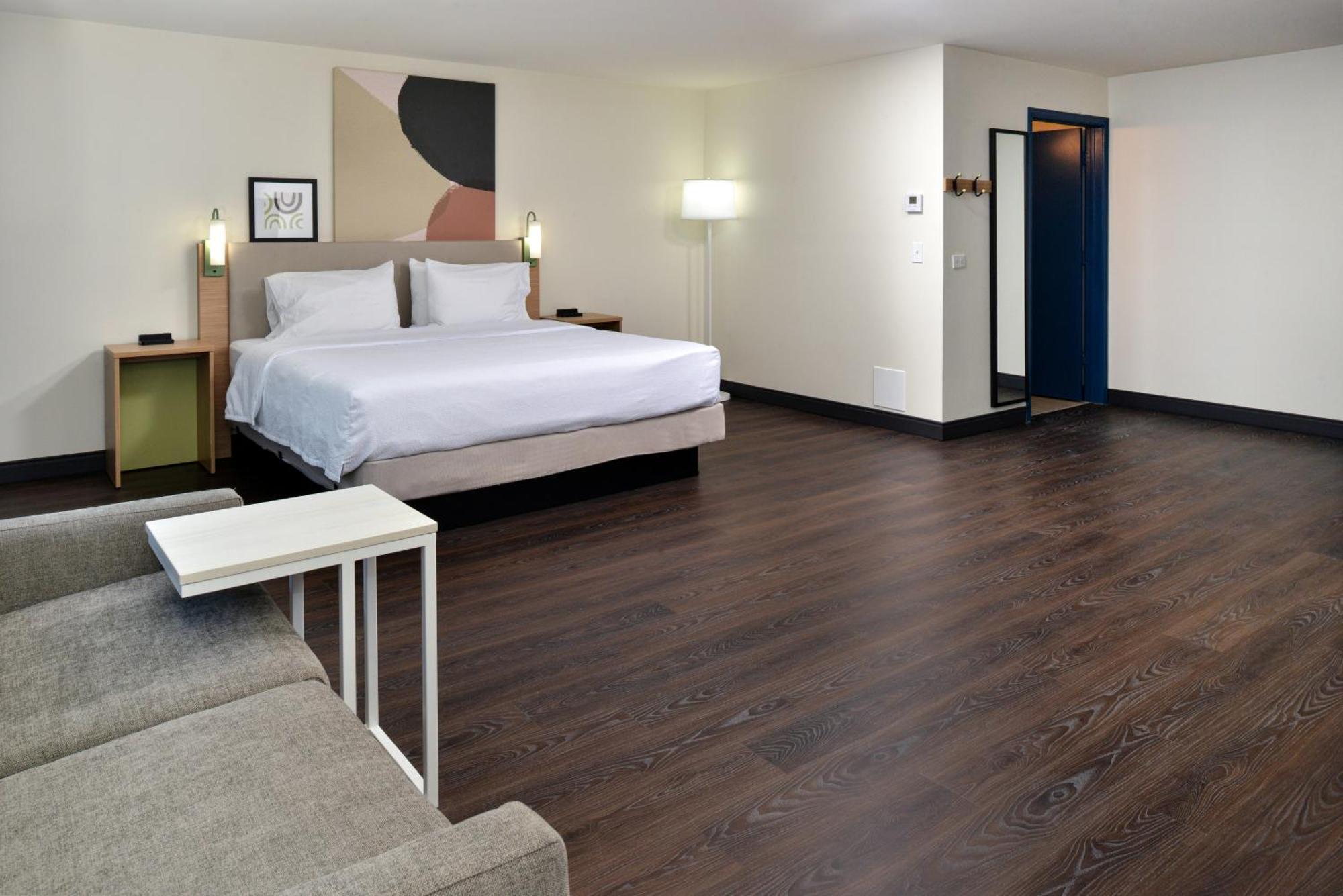 Spark By Hilton Dallas Market Center Экстерьер фото
