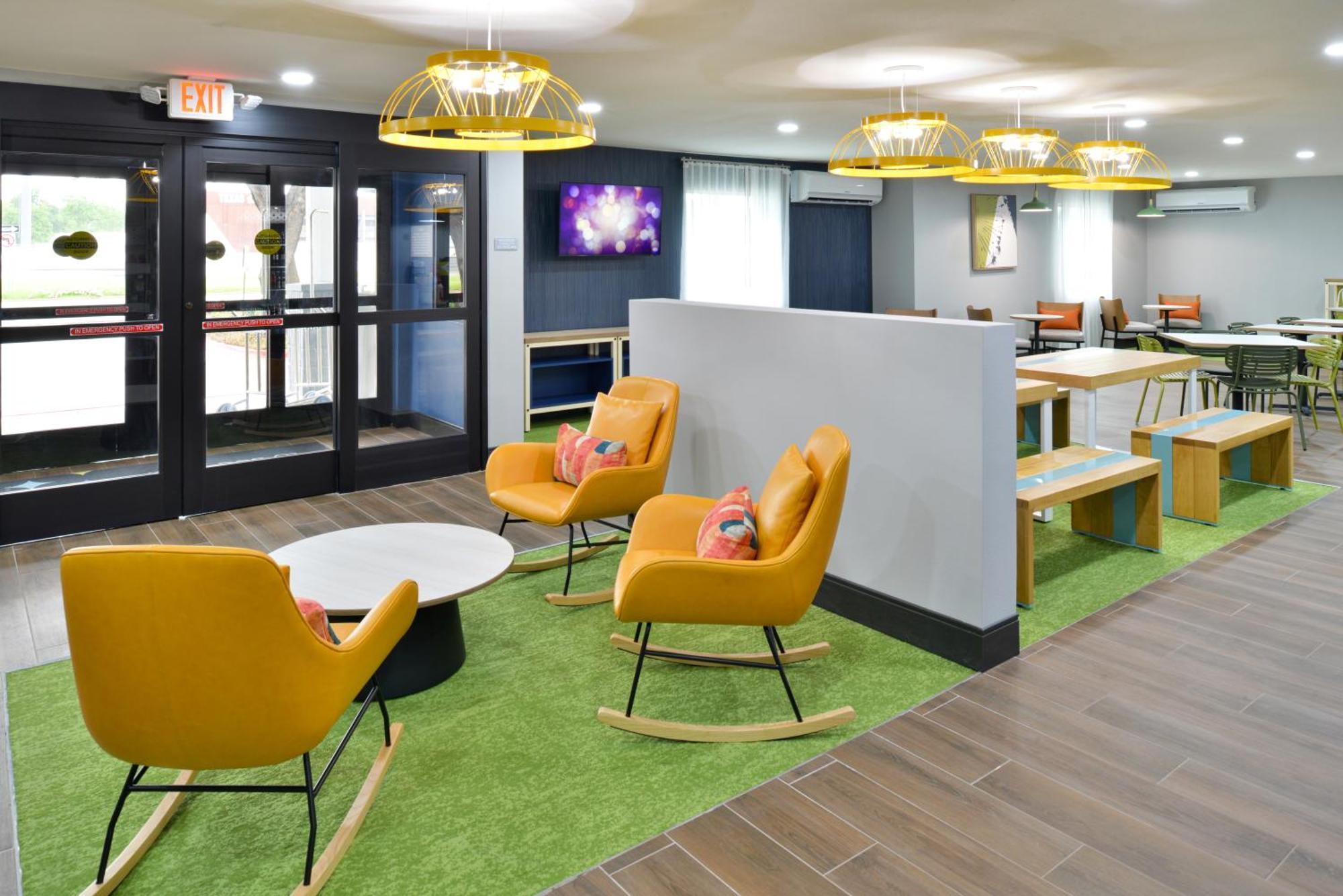 Spark By Hilton Dallas Market Center Экстерьер фото