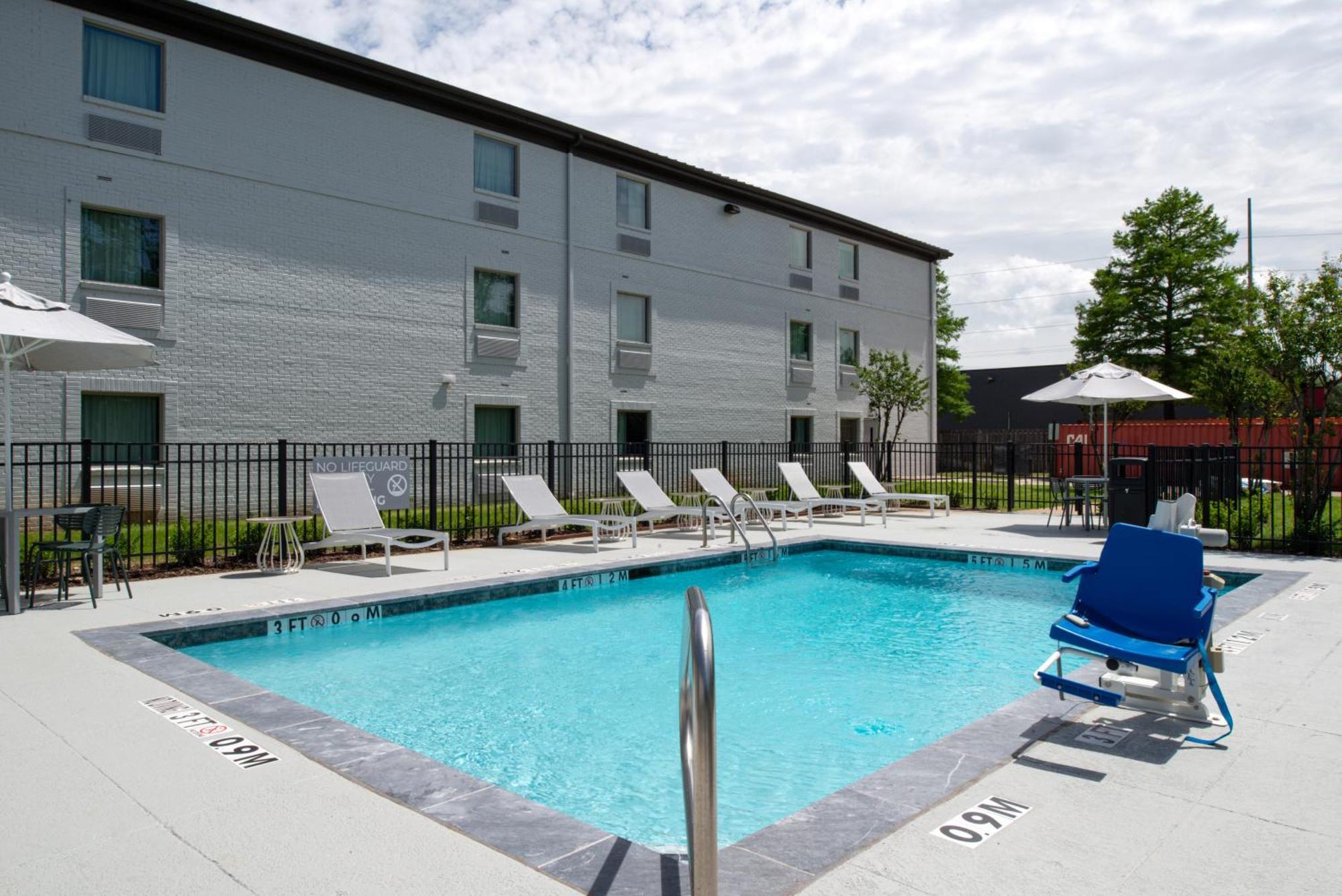 Spark By Hilton Dallas Market Center Экстерьер фото